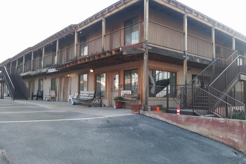 Tombstone Motel